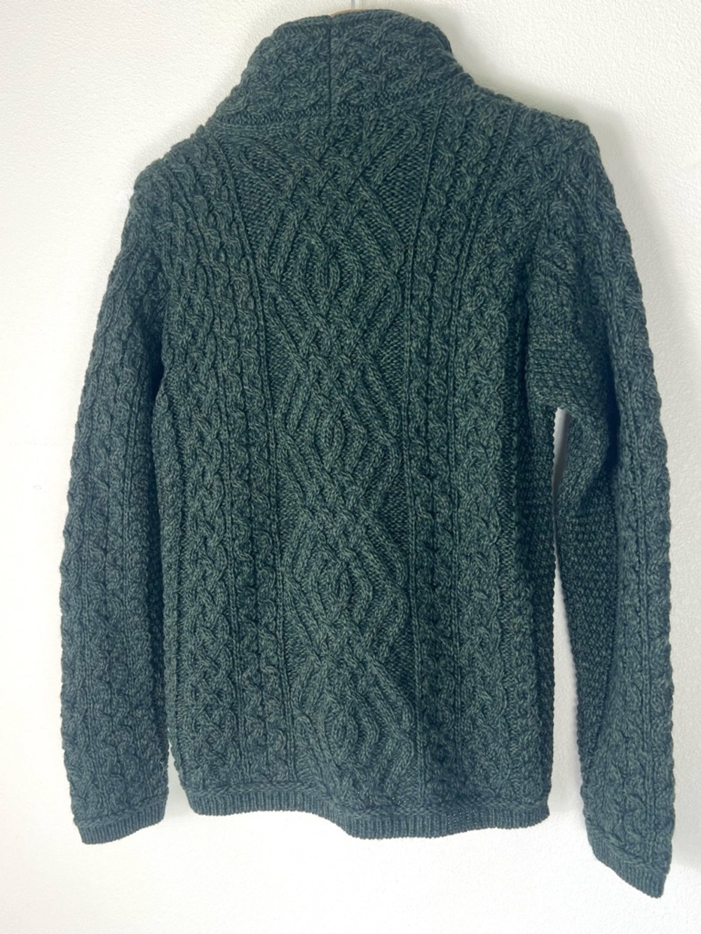 Aran Crafts Marino Wool Green Cable Knit Irish Fisherman Sweater Pockets Medium - Picture 7 of 8
